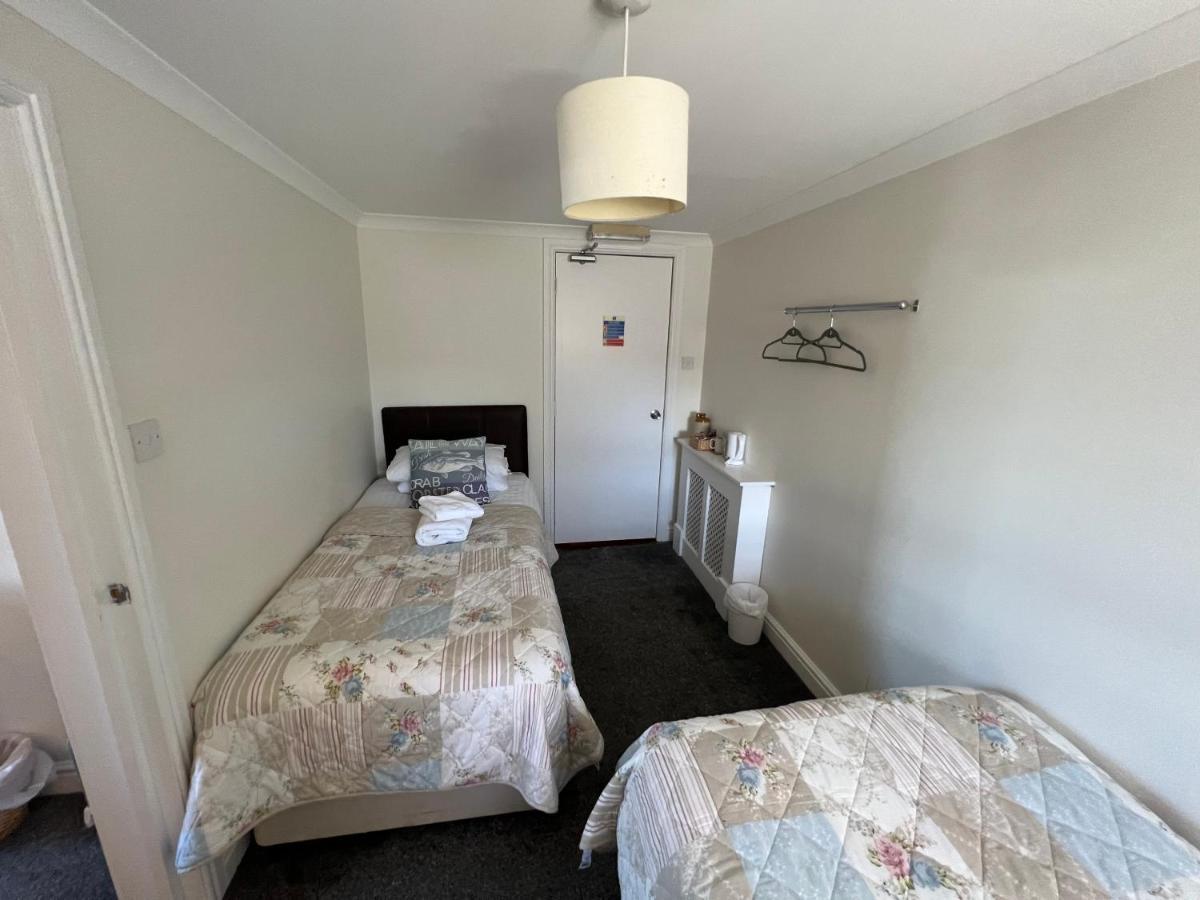 Anchor Hotel Johnshaven Екстериор снимка